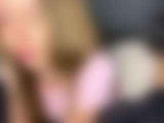 Live cam show with MyTrombetta - Tease on Camsoda