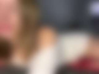 Live cam show with MyTrombetta - Petite on madthumbs