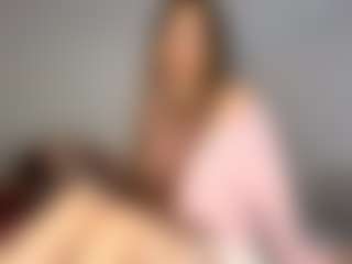 Live cam show with MyTrombetta - Bedroom Blonde Hair on StripNow