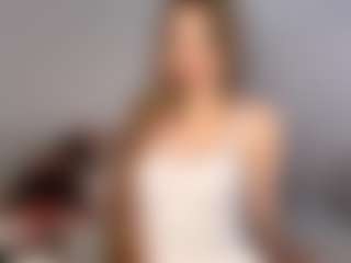 Live cam show with MyTrombetta - Average on madthumbs
