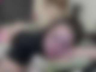 Ravenrosee's Live Sex Cam Show