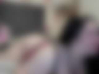Ravenrosee's Live Sex Cam Show