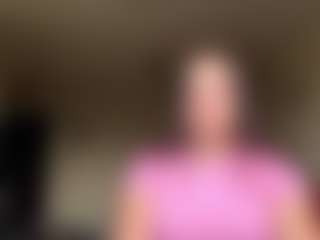 RoxyFragmin MILF webcam performer live streaming