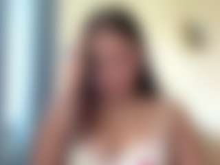 Live cam show with RoxyFragmin - Curvy Young Adult on Fit Hotties