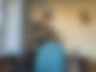 Live cam show with RoxyFragmin - Public on Camsoda