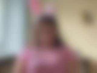 RoxyFragmin MILF webcam performer live streaming