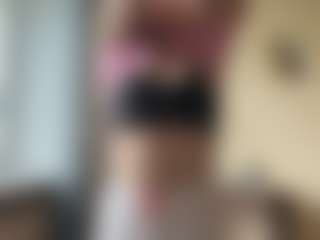 Live cam show with RoxyFragmin - Skinny MILF on Camsoda