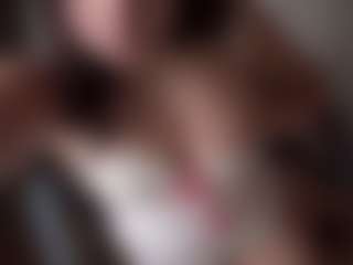 RoxyFragmin's Live Sex Cam Show
