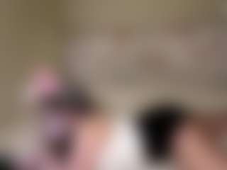 Live cam show with RoxyFragmin - Granny Dildo on Camsoda