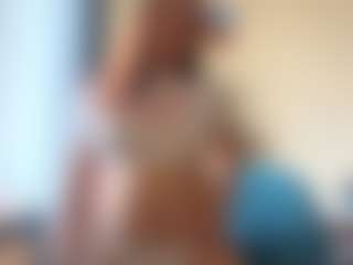 RoxyFragmin's Live Sex Cam Show