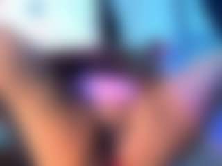 Live cam show with Big_boobs_lau - Ass Bouncing on Camsoda