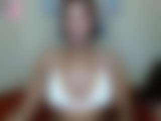 AlanaBest79's Live Sex Cam Show