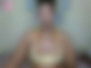 AlanaBest79's Live Sex Cam Show