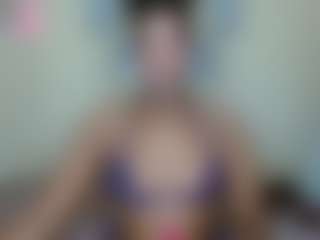 AlanaBest79's Live Sex Cam Show
