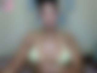 AlanaBest79's Live Sex Cam Show