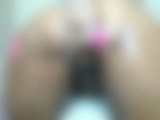 AlanaBest79's Live Sex Cam Show