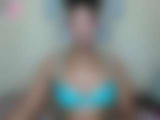 Live cam show with AlanaBest79 - Ebony Squirt on CamwithHer