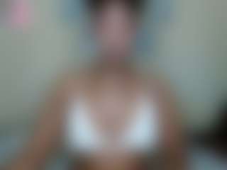 AlanaBest79's Live Sex Cam Show