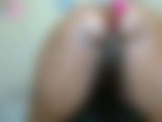 AlanaBest79's Live Sex Cam Show
