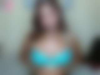 AlanaBest79's Live Sex Cam Show
