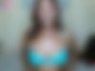 AlanaBest79's Live Sex Cam Show