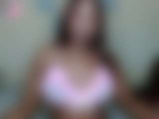 AlanaBest79's Live Sex Cam Show