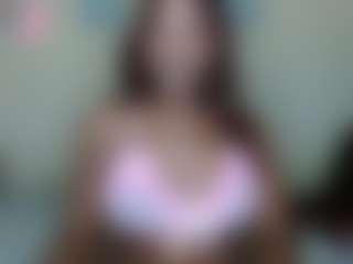 AlanaBest79's Live Sex Cam Show
