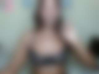 AlanaBest79's Live Sex Cam Show