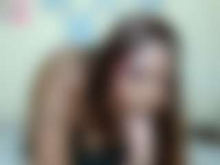 AlanaBest79's Live Sex Cam Show
