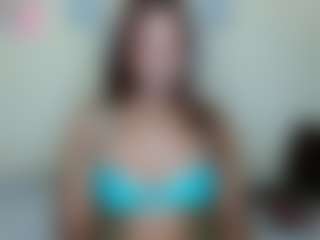 AlanaBest79's Live Sex Cam Show