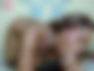 Live cam show with AlanaBest79 - Squirt Latina on AdultVida.com