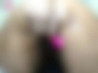 AlanaBest79's Live Sex Cam Show