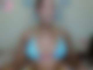 AlanaBest79's Live Sex Cam Show