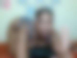 AlanaBest79's Live Sex Cam Show