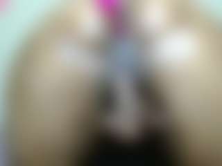 AlanaBest79's Live Sex Cam Show