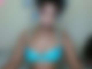 AlanaBest79's Live Sex Cam Show