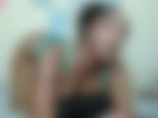AlanaBest79's Live Sex Cam Show
