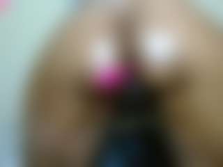 AlanaBest79's Live Sex Cam Show