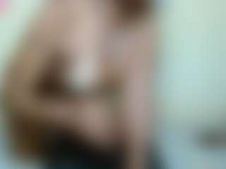 AlanaBest79's Live Sex Cam Show