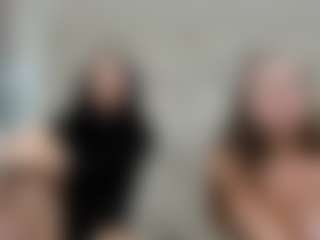Live cam show with Aryanette - Strip on intimatelivegirls.com
