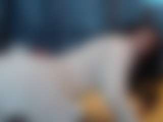 Live cam show with DarkLongNipples - Flashing on Hubzter Live