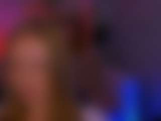 hanna-triss's Live Sex Cam Show