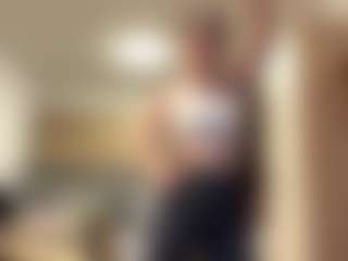JanieDenno's Live Sex Cam Show