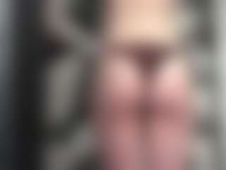 JanieDenno's Live Sex Cam Show