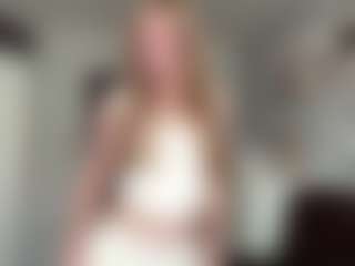 Live cam show with Stacy - Trimmed Arab on AdultVida.com