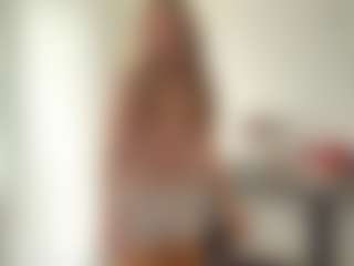Live cam show with Stacy - Green Eyes on Camsoda