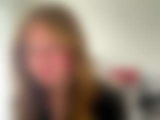 Live cam show with Stacy - Tease Blonde Hair on Milfs Live