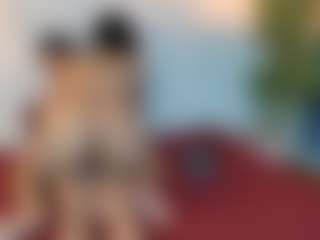 Live cam show with LoveVoltage - Strip on sexylive.show