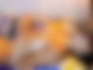 Live cam show with LoveVoltage - Teen (18+) on AdultVida.com