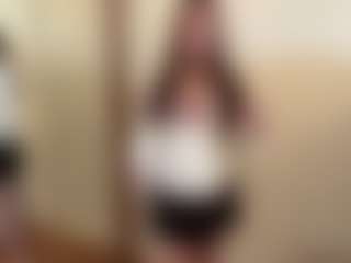 Thea's Live Sex Cam Show